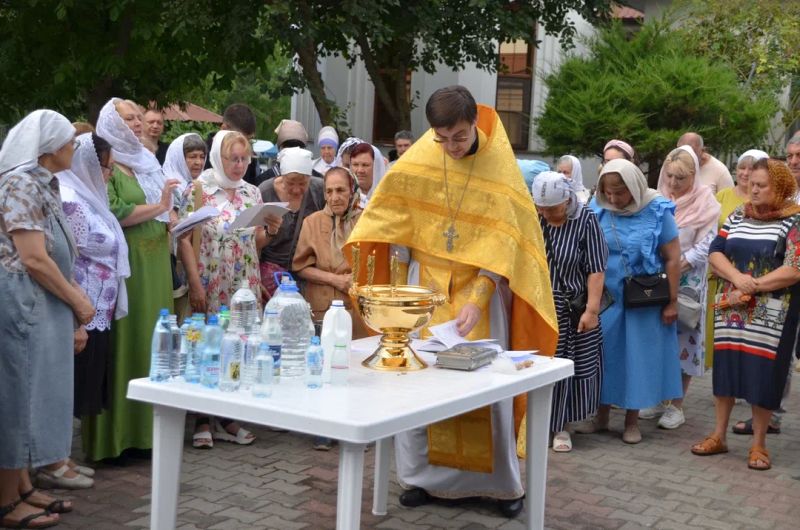 В Петропавловском комплексе Ессентуков прошел фестиваль «Хрустальная часовня на Благословенном Кавказе»..