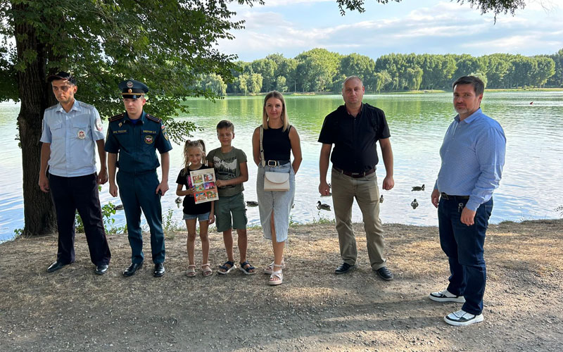 В Ессентуках следят за нахождением детей у водоемов.