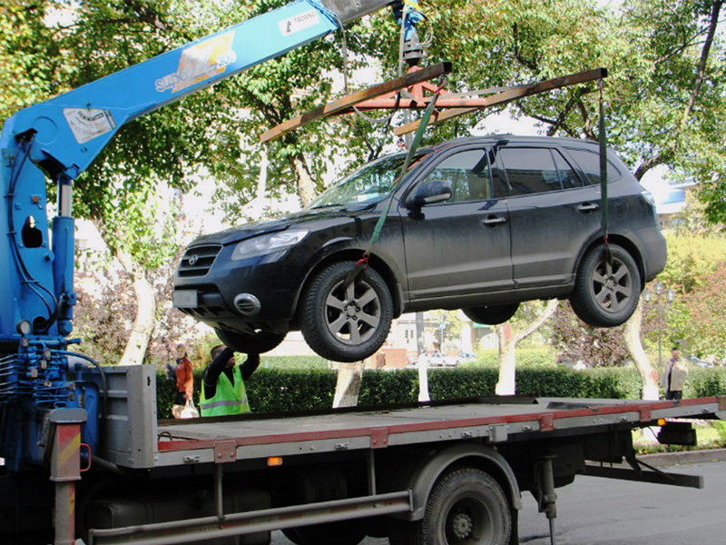 Из курортной зоны Ессентуков эвакуировано почти тысяча автомобилей.