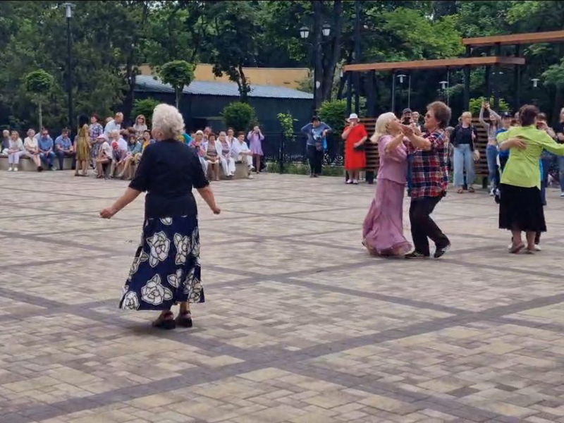 Танцевальный сезон стартует в Курортном парке Ессентуков.