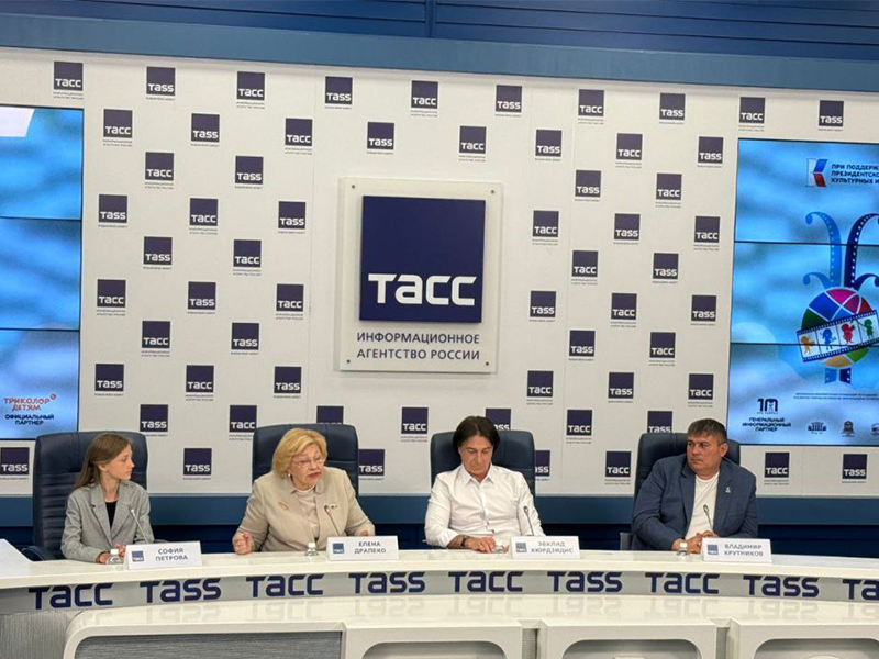 Владимир Крутников в ТАСС: Ессентуки объединят истории детей войны от ВОВ до СВО.