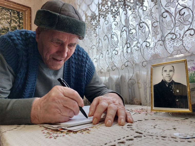 Ветеран Великой Отечественной из Ессентуков обратился к участникам спецоперации. Ветеран Великой Отечественной из Ессентуков обратился к участникам спецоперации.